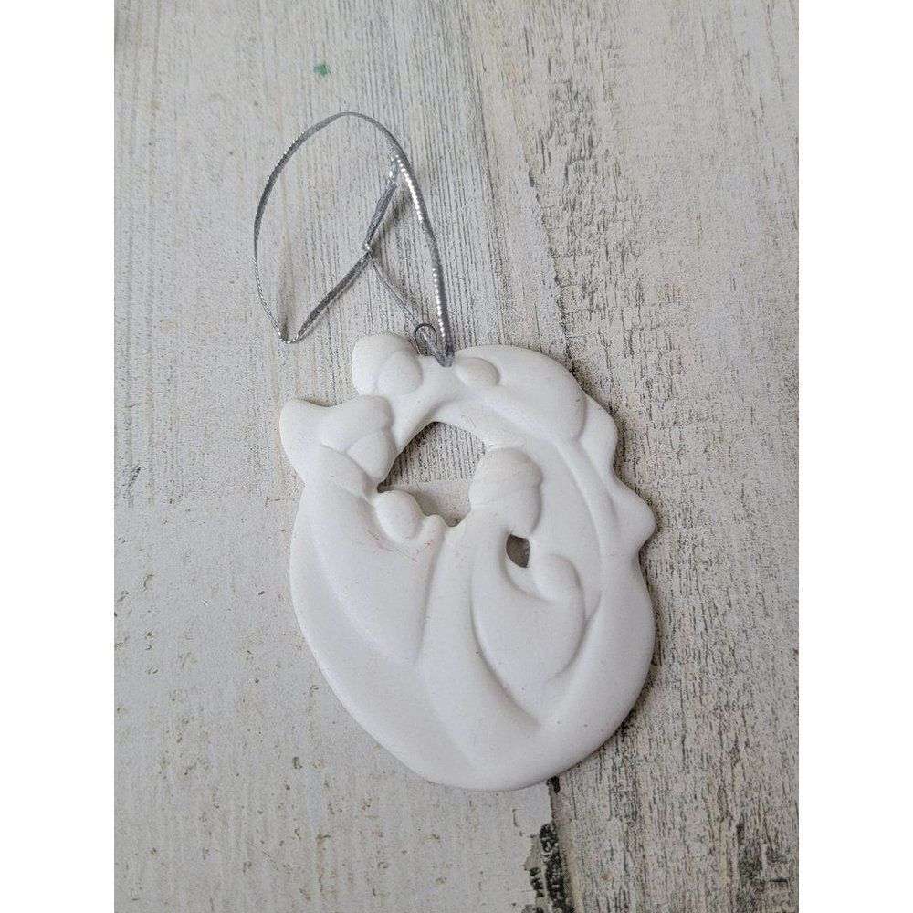 White ceramic three Wiseman‎ nativity scene ornament Xmas